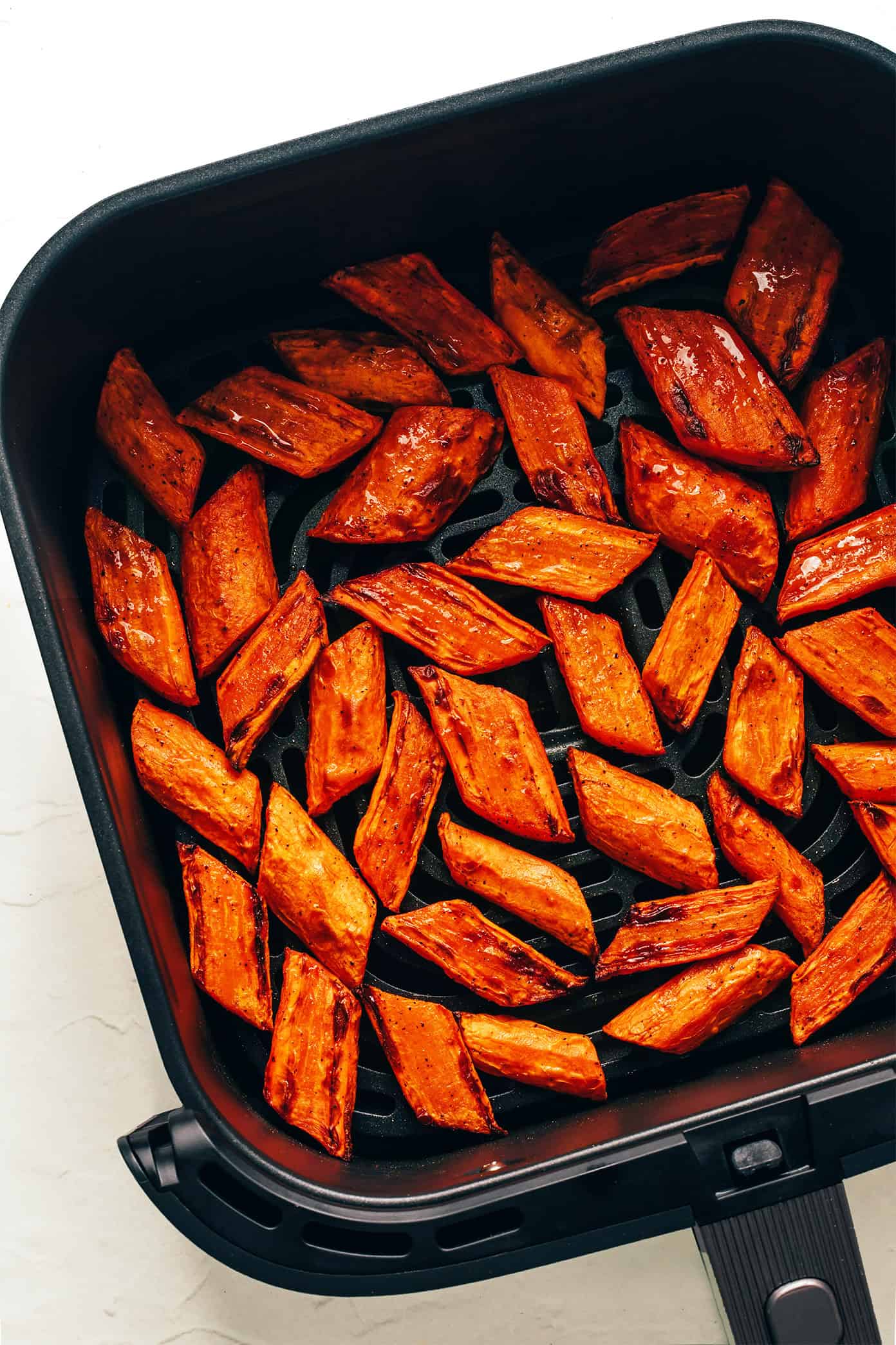 air fryer carrots in air fryer basket