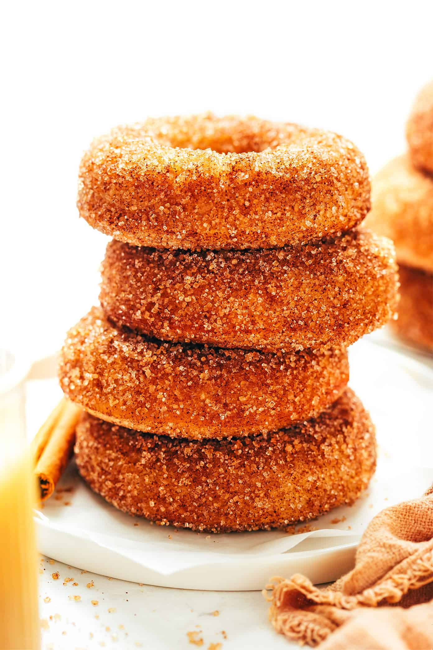 baked apple cider donuts