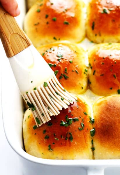 Rosemary Garlic Dinner Rolls