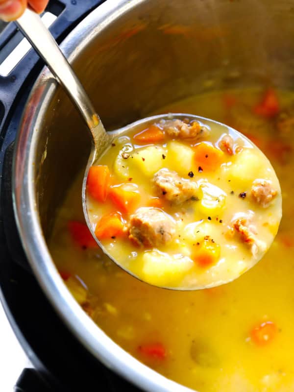 Instant Pot (Pressure Cooker) Turkey Cheeseburger Soup Recipe